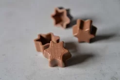 Pralinen-Sternhalbschalen Vollmilch 56 Stück -Hobbybäcker 231d66ec6a7d2650f0bc964a8372c4a0