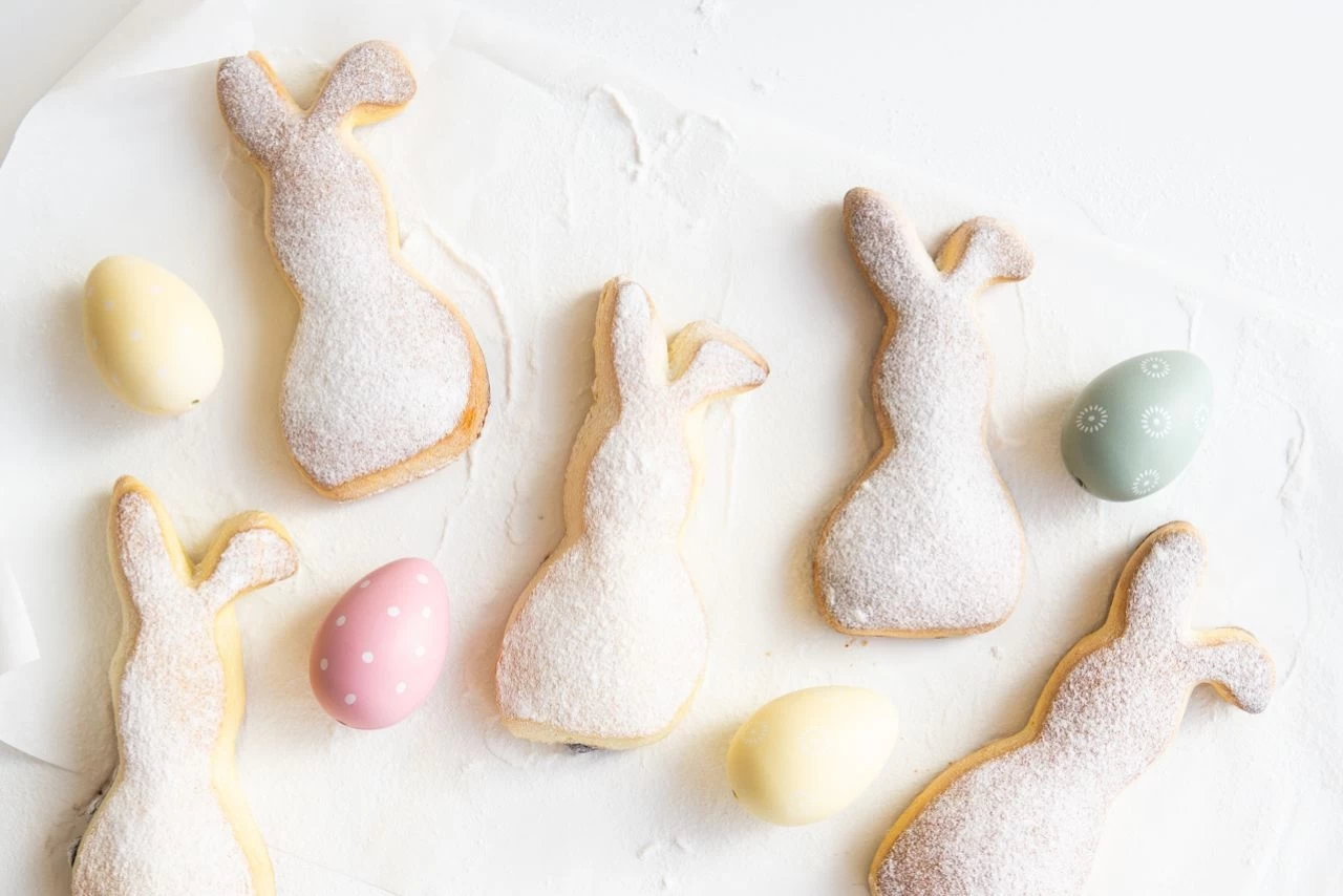 Backset: Quarkteig-Häschen 1 Backset: Quarkteig-Häschen