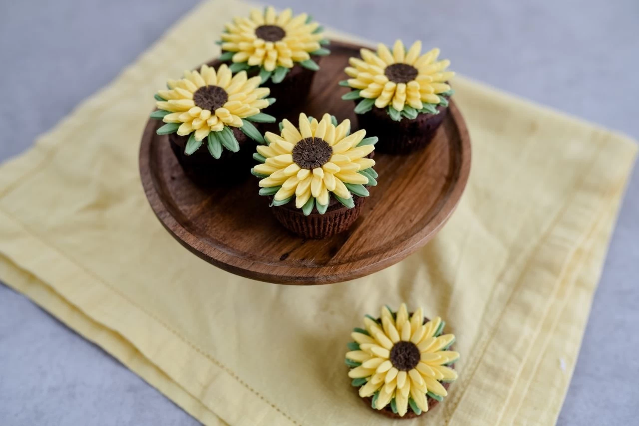 FunCakes Fondant -gelb- 250g, Dekormasse 2 FunCakes Fondant -gelb- 250g, Dekormasse - Image 2