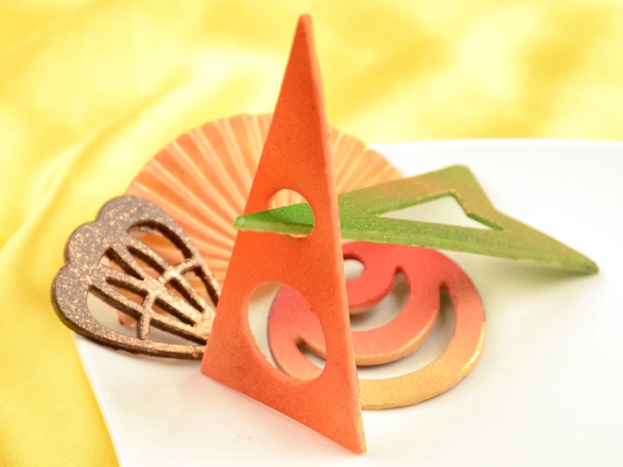 Schokoladen-Gießform: Aufleger Shells, Silikon, Cremeweiß, 5 Mulden á 8 X 4,2 Cm 3 Schokoladen-Gießform: Aufleger Shells, Silikon, Cremeweiß, 5 Mulden á 8 X 4,2 Cm - Image 3