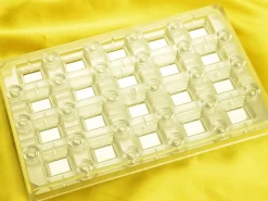 Schokoladen-Magnetform: Cubo, Kunststoff & Edelstahl, 20 Mulden á 29 X 29 X 12 Mm -Hobbybäcker b12851