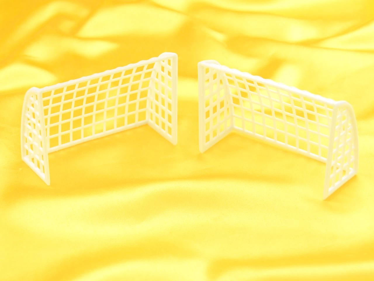 Fußball-Tore 10 X 4 X 6,5 Cm Aus Kunststoff 2 Tore 1 Fußball-Tore 10 X 4 X 6,5 Cm Aus Kunststoff 2 Tore