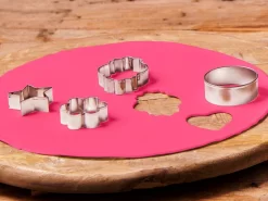 FunCakes: Ausgerollte Fondant-Decke, Pink, 36 Cm X 3 Mm, 430 G