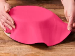 FunCakes: Ausgerollte Fondant-Decke, Pink, 36 Cm X 3 Mm, 430 G -Hobbybäcker b78322